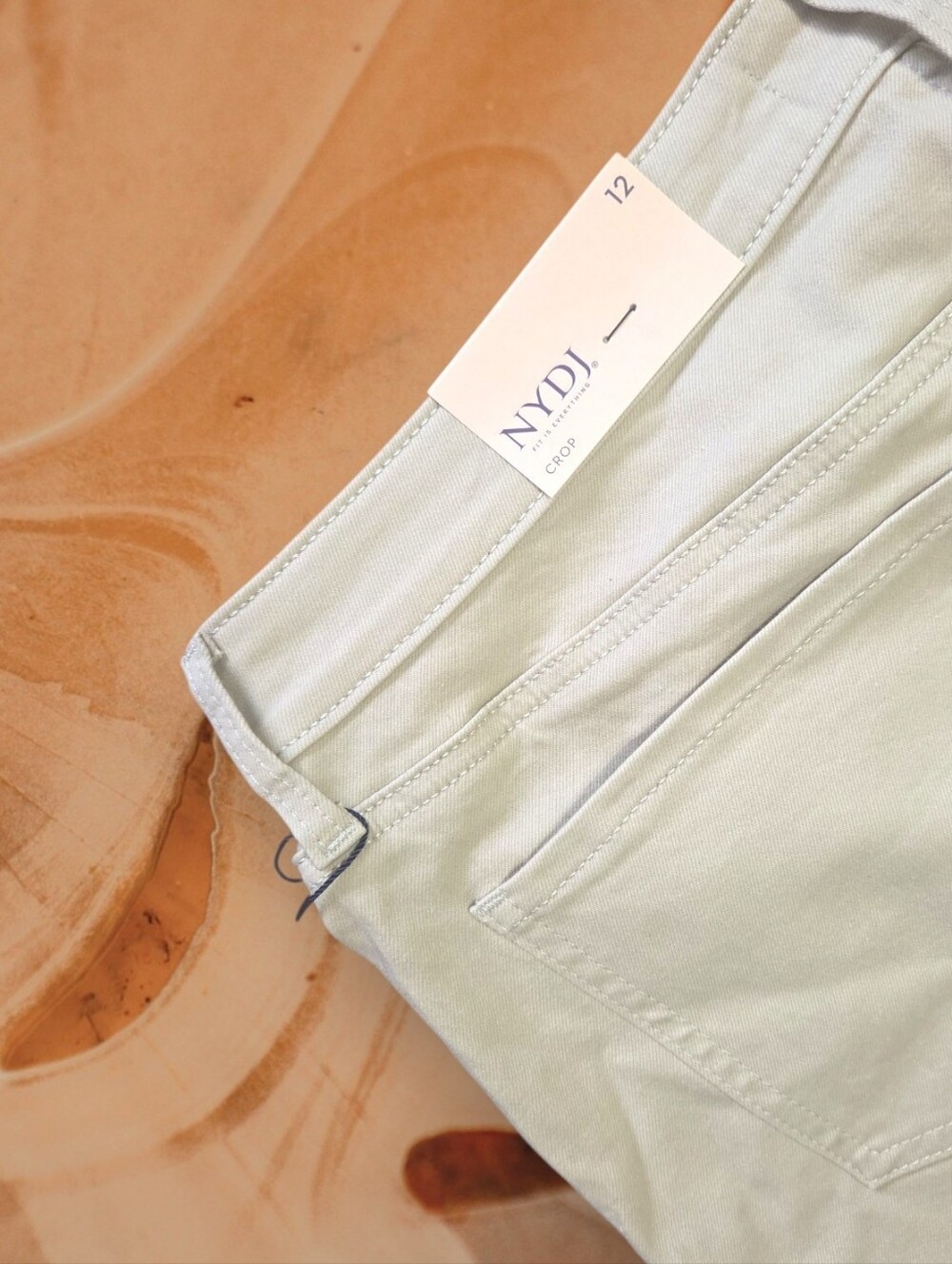 NYDJ Piper Relaxed Women's Cropped Straight-Leg Jeans in Feather Size 12 Beige - Picture 7 of 10